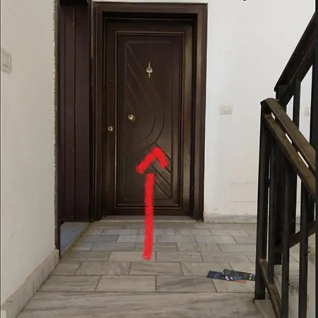 Joli Plazhi I Durresit * Durrës