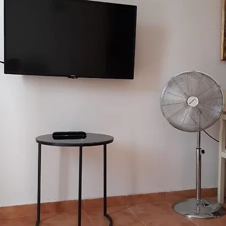 Joli Plazhi I Durresit * Durrës