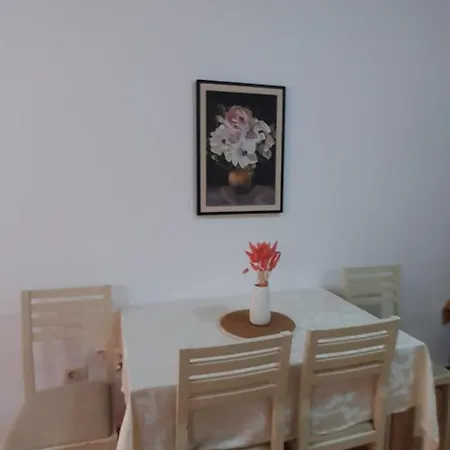 Apartment Joli Plazhi I Durresit *