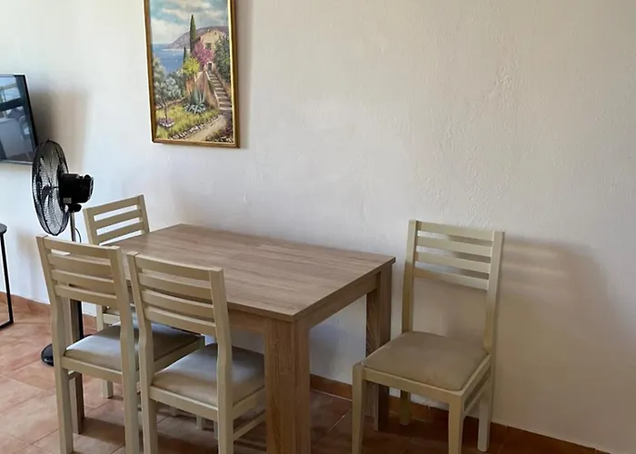 Apartment Joli Plazhi I Durresit *